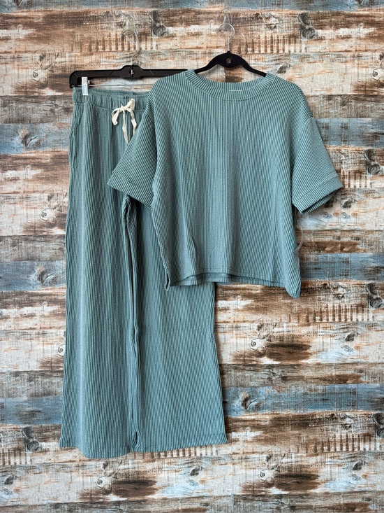 Zenana Outfitters Other - Zenana Outfitters Sage Green Ribbed Top and Wide Leg Pants Set